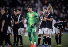 Ex-camisa 10 do Vasco aposentadoria